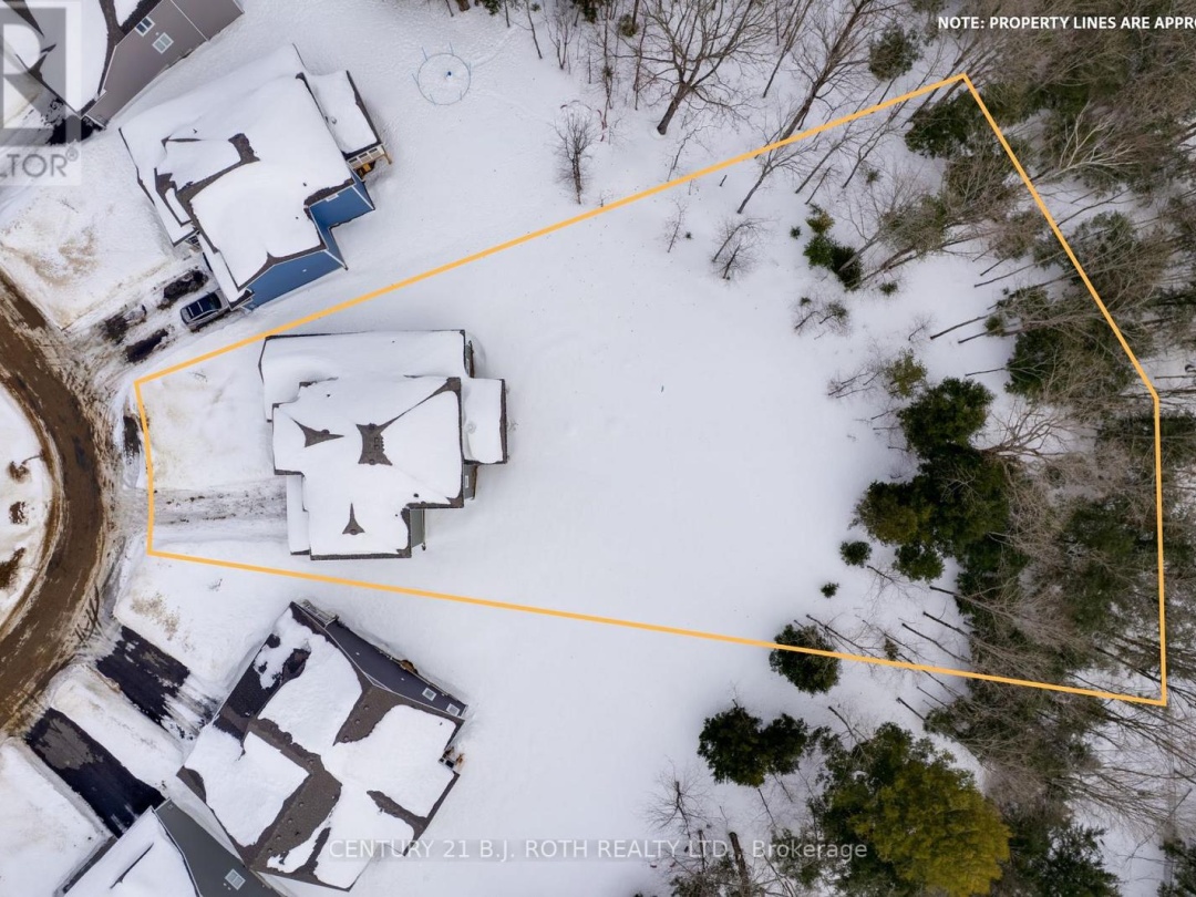 22 DYER CRESCENT, Bracebridge (Macaulay)