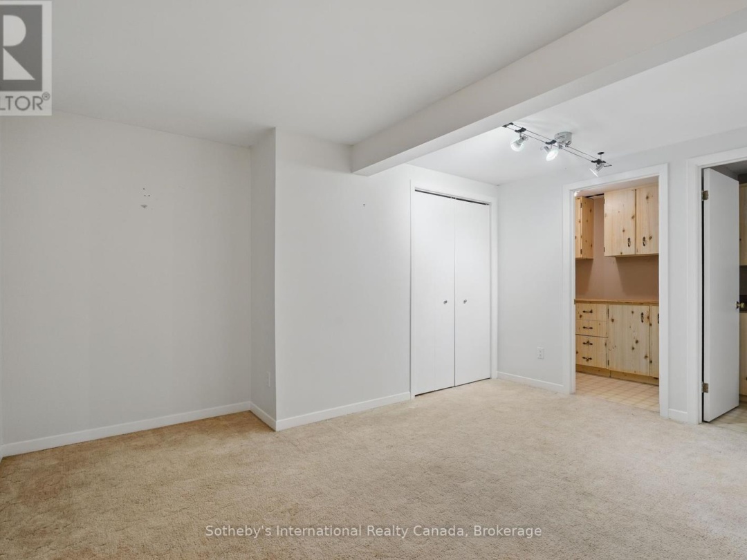 49 SOUTHBANK DRIVE, 