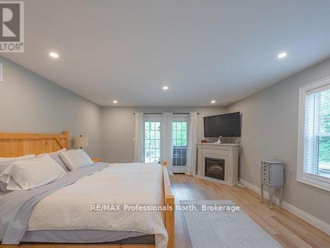 1677 HOSPITALITY ROAD, Minden Hills (Snowdon)