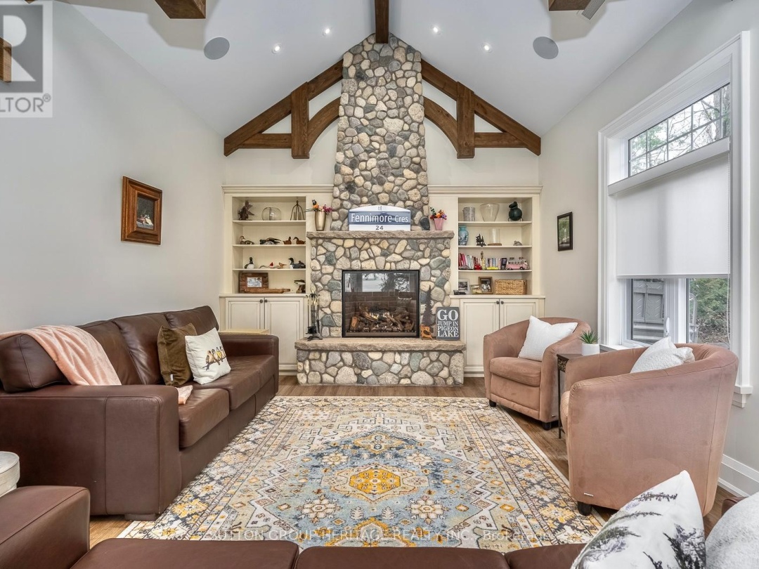 58 PIRATES GLEN DRIVE S, Pigeon Lake
