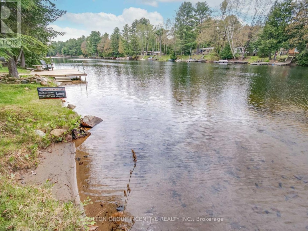 1954 South Beaver Lake Lane, Minden Hills