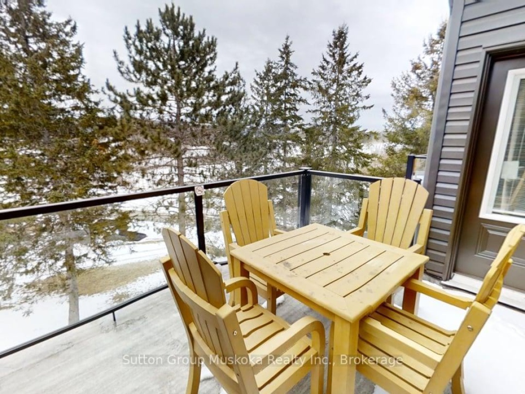 52-305 - 1235 DEERHURST DRIVE, Peninsula Lake