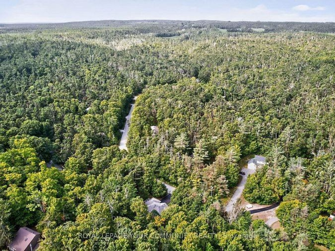 135 HURON WOODS DRIVE, 