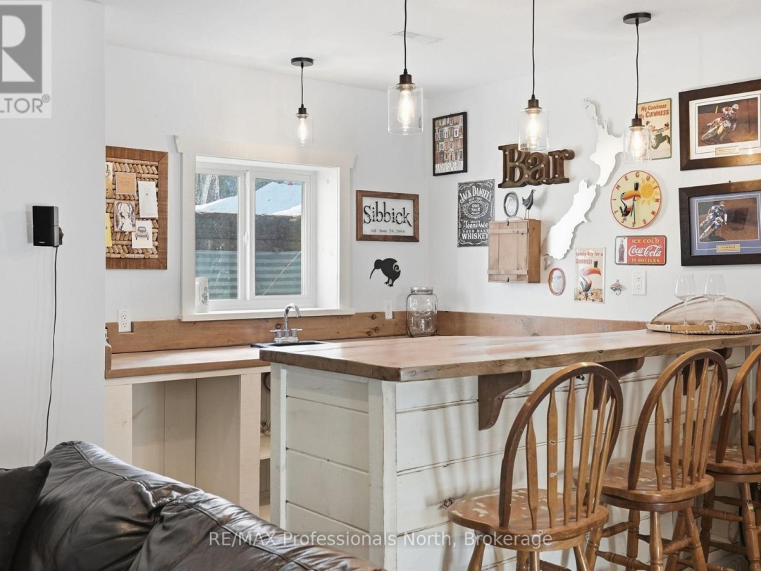 1289 PURBROOK ROAD, Bracebridge (Draper)