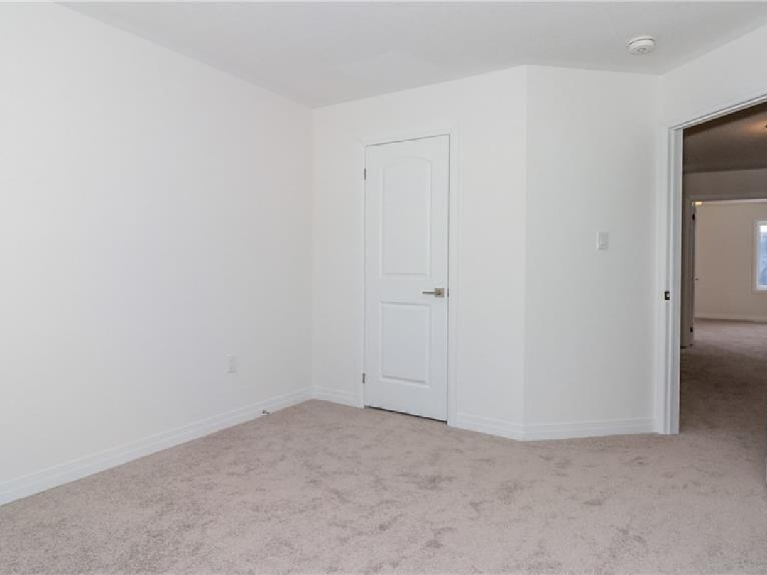3778 SUNBANK Crescent, 