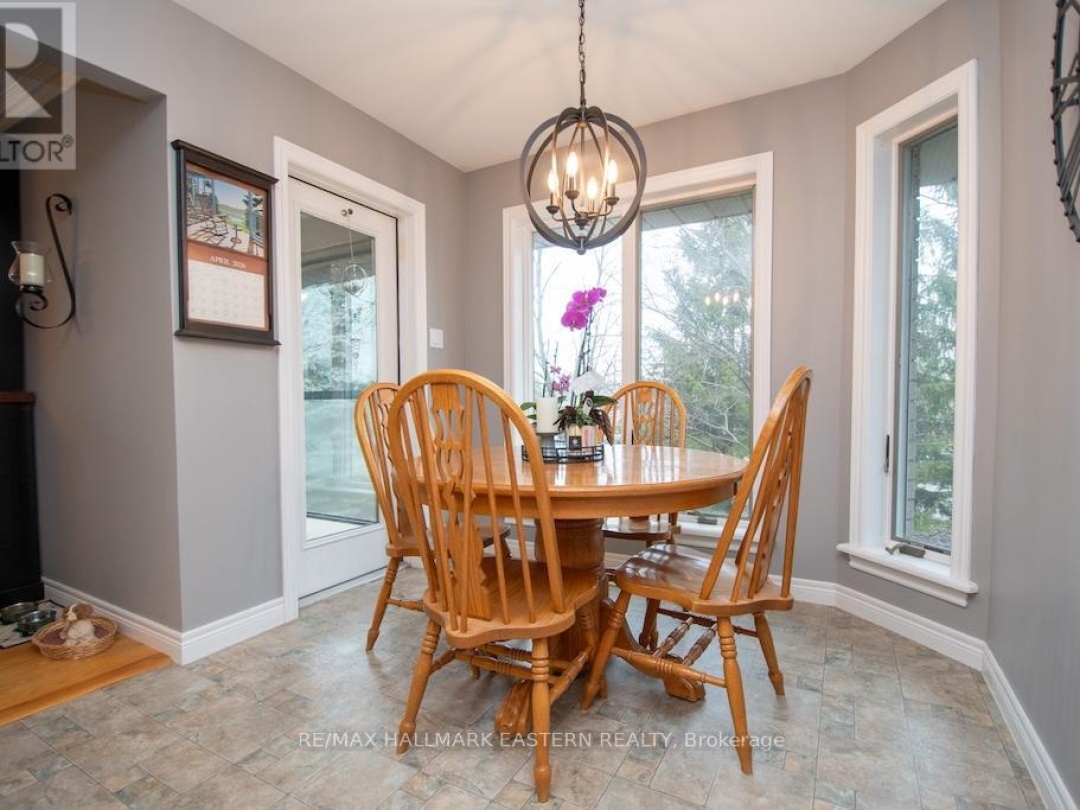 4 HUNTINGWOOD CRESCENT, Kawartha Lakes (Bobcaygeon)