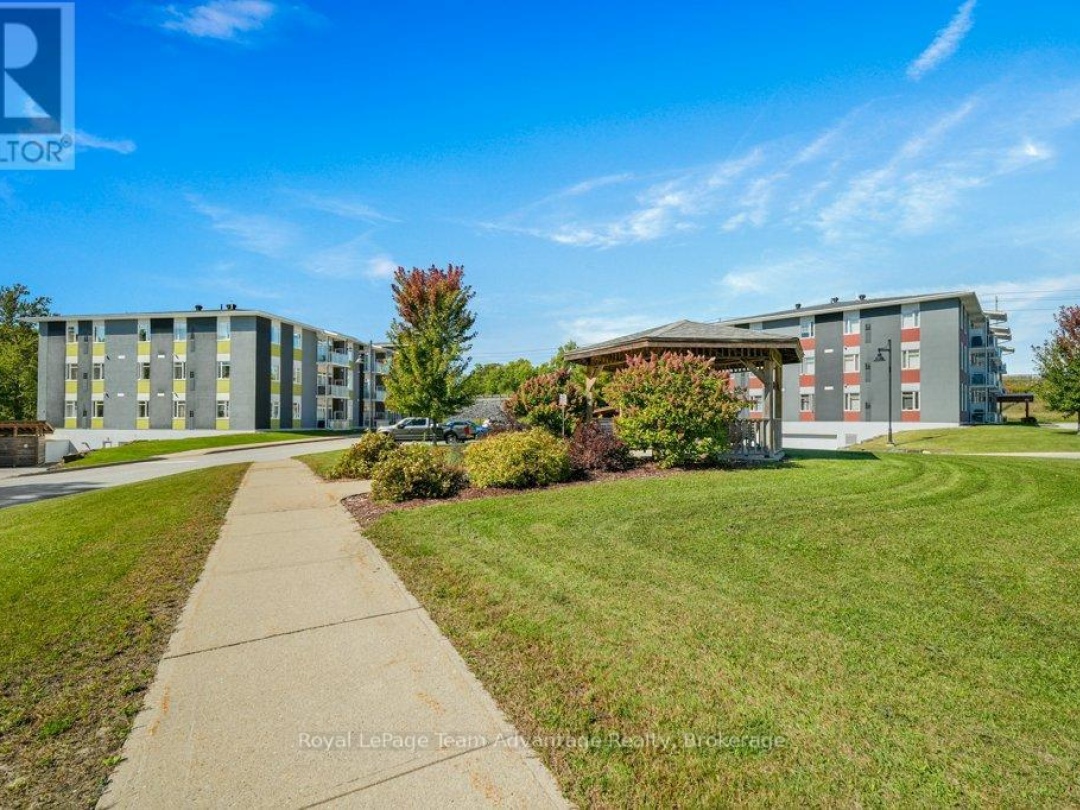 203 - 20A SILVER BIRCH COURT,