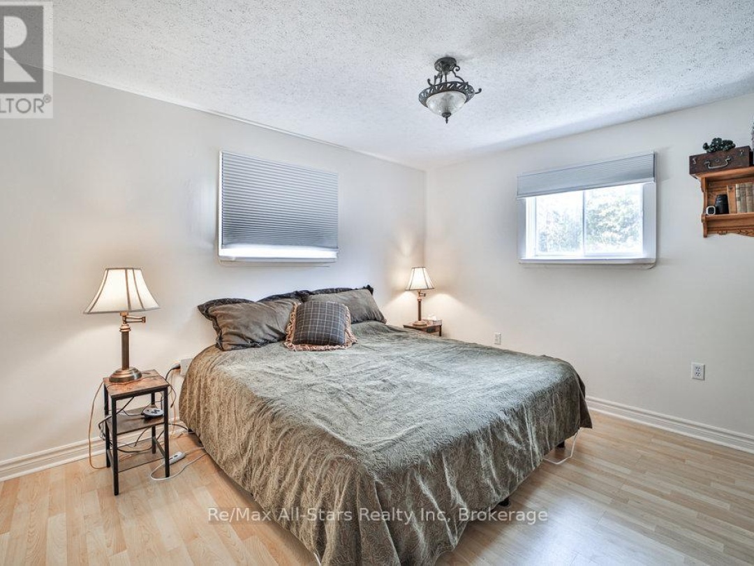 410 Etwell Road, Huntsville (Stisted)