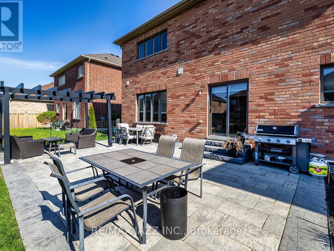 38 POLLOCK AVENUE, Brock (Beaverton)