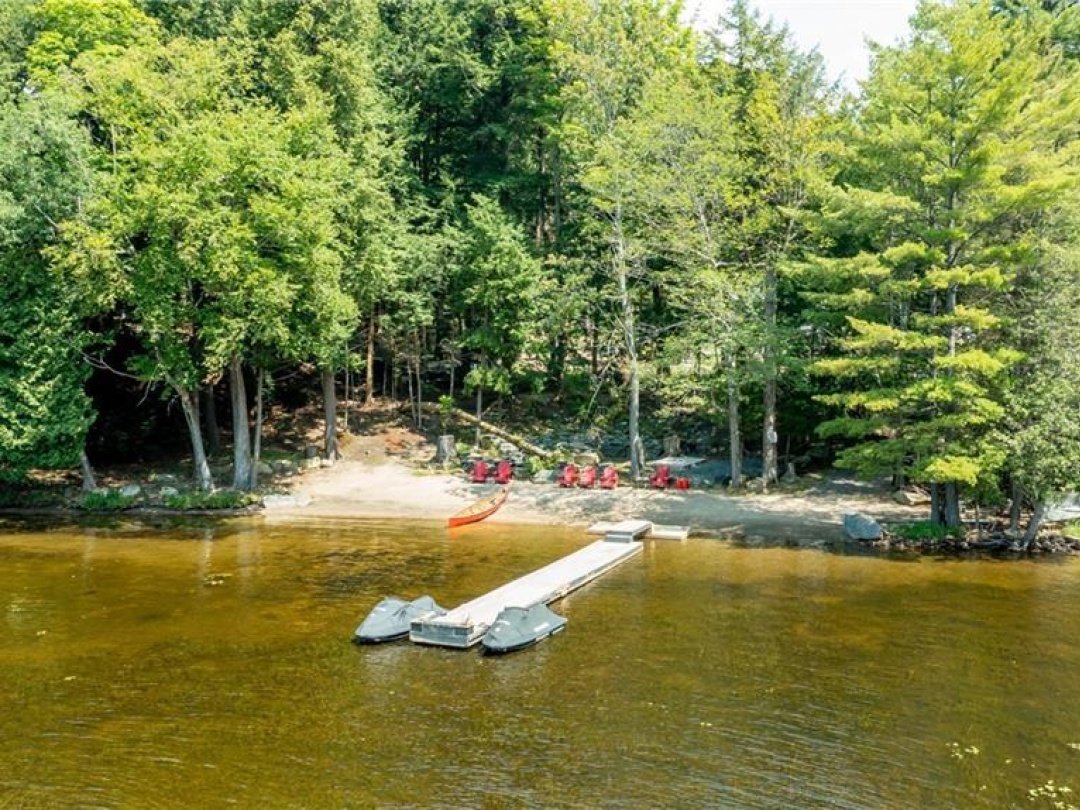 1039 Viewpoint Trail, Lake Muskoka