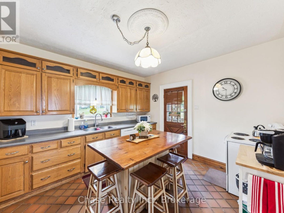 746 SIXTH AVENUE, 