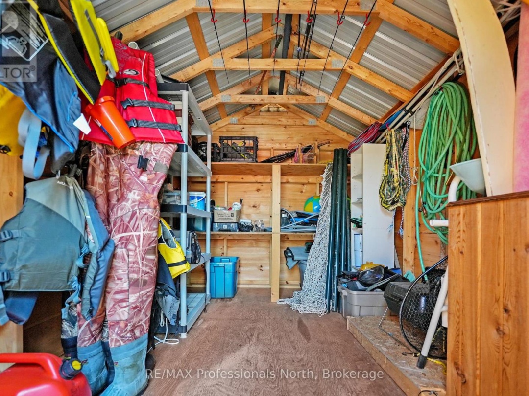 13914 HWY 35, Mountain Lake