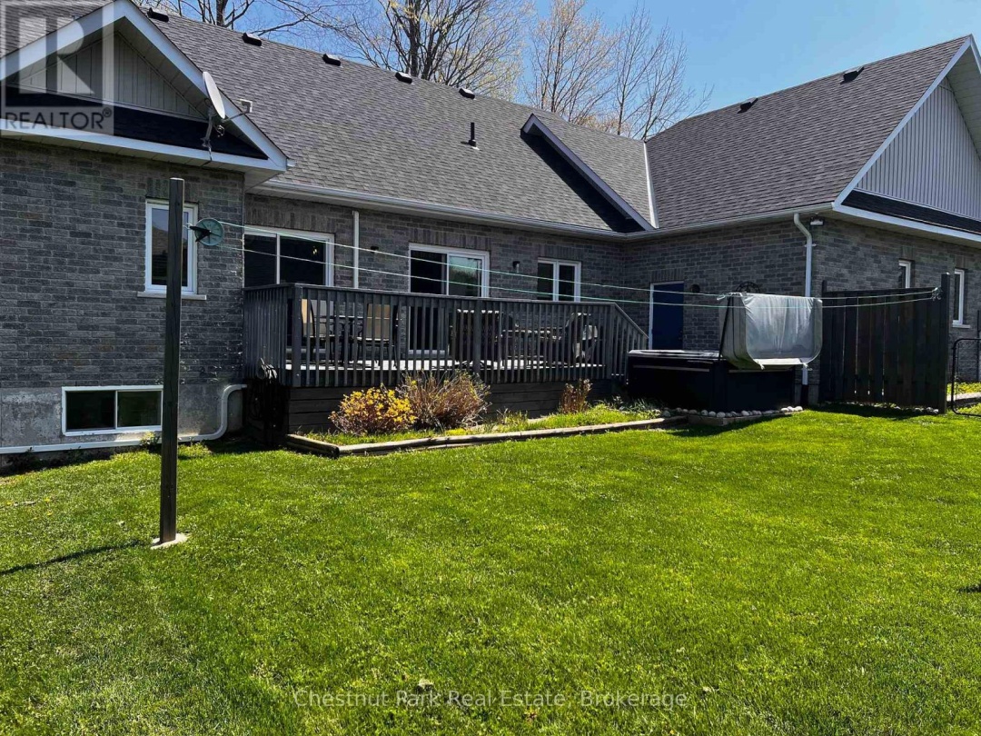 28 BOYD CRESCENT, Oro-Medonte (Moonstone)