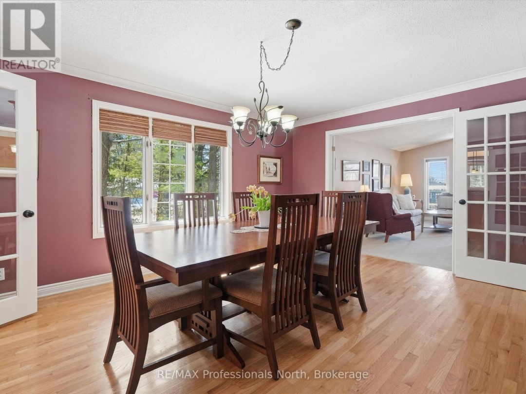 31 THE GRANITE BLUFF, Bracebridge (Macaulay)