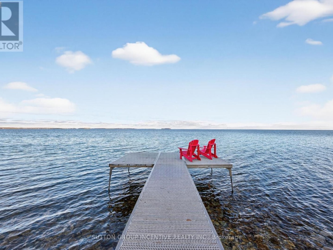211 MOON POINT DRIVE, Lake Simcoe