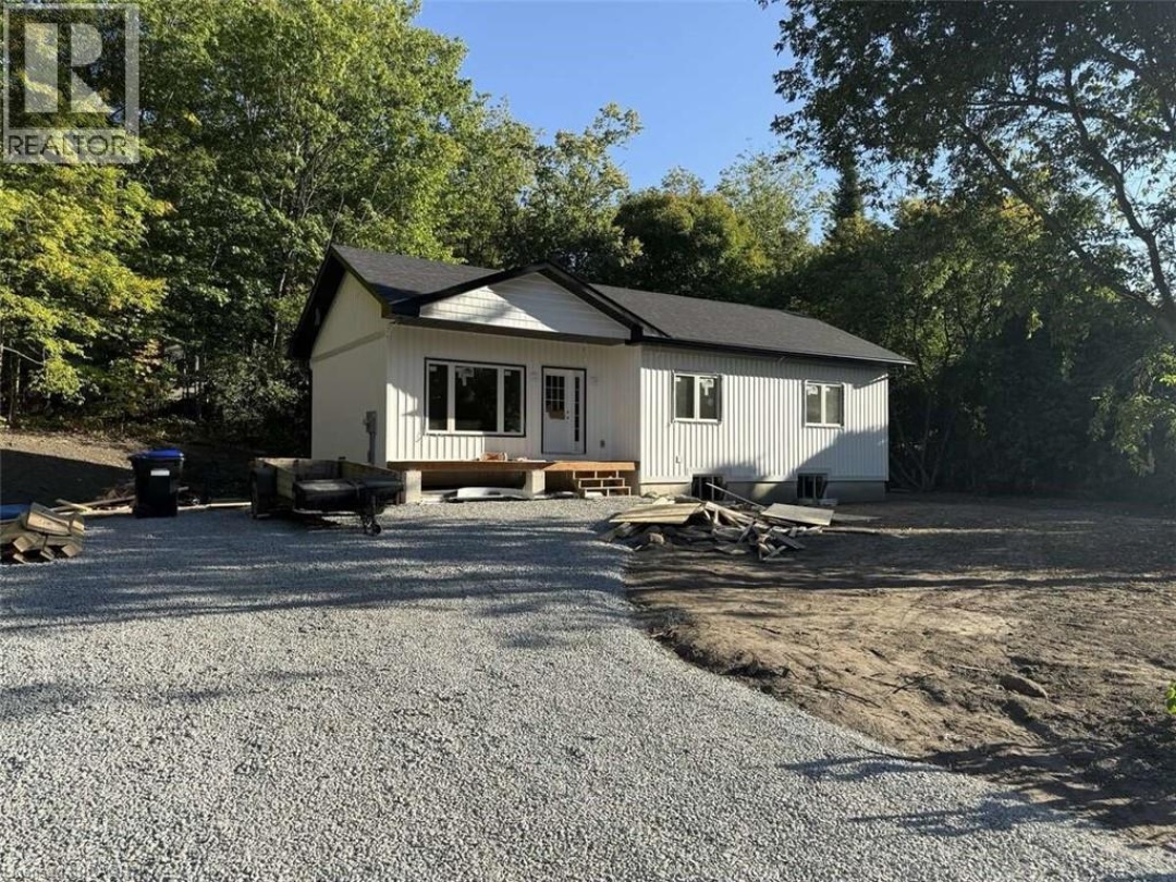 187 ALBIN Road, 