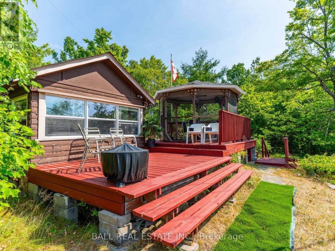 1017 EWLES DRIVE, Davis Lake