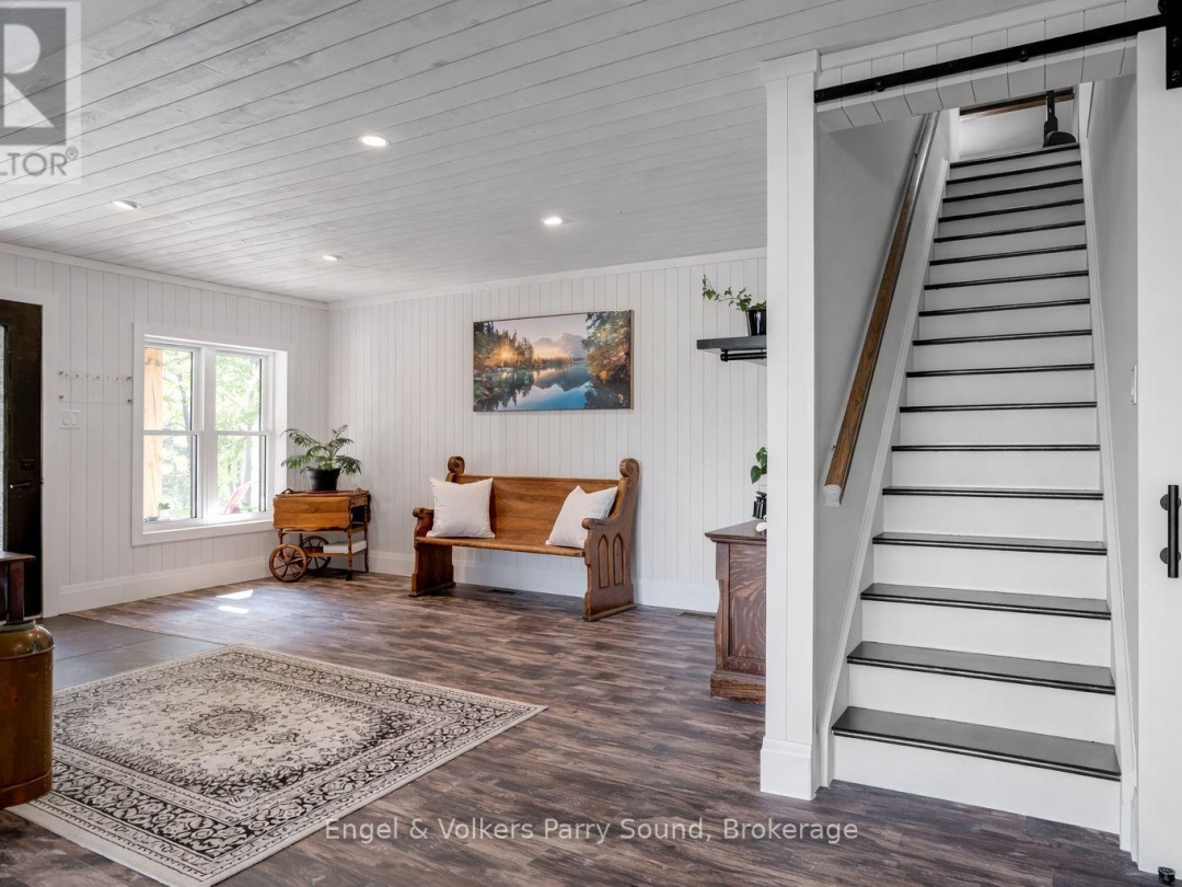 49 REGENCY DRIVE, Richmond Lake