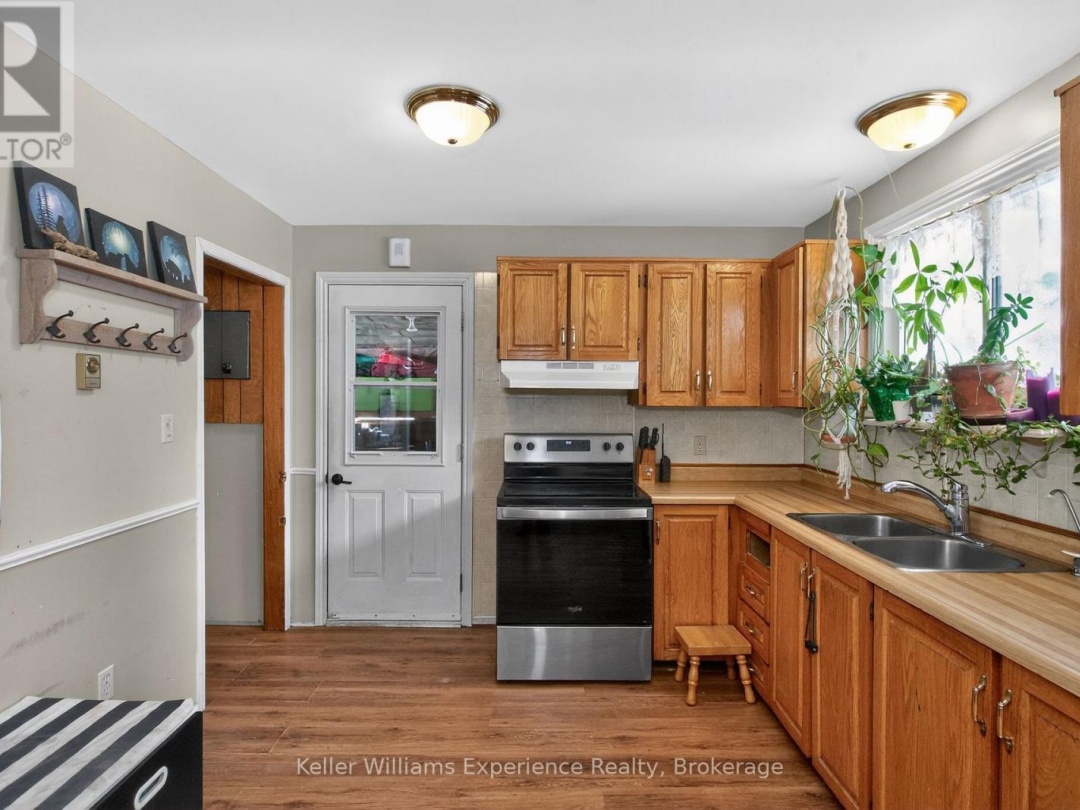 3928 EDGEHILL ROAD, Ramara