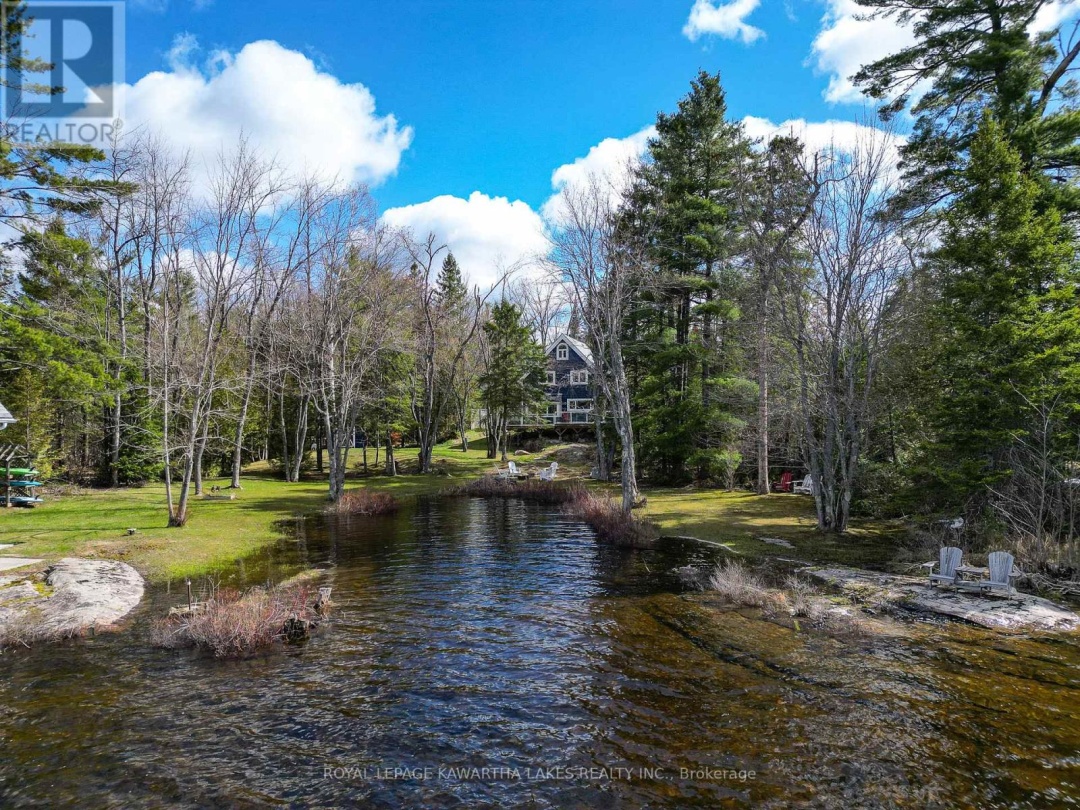 11 WOODWORTH DRIVE, Four Mile Lake