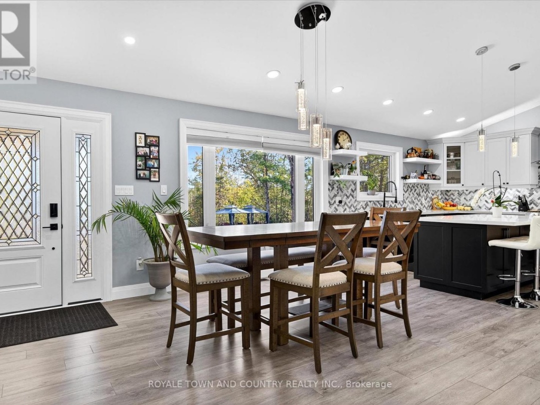 9 LYTLE LANE, 