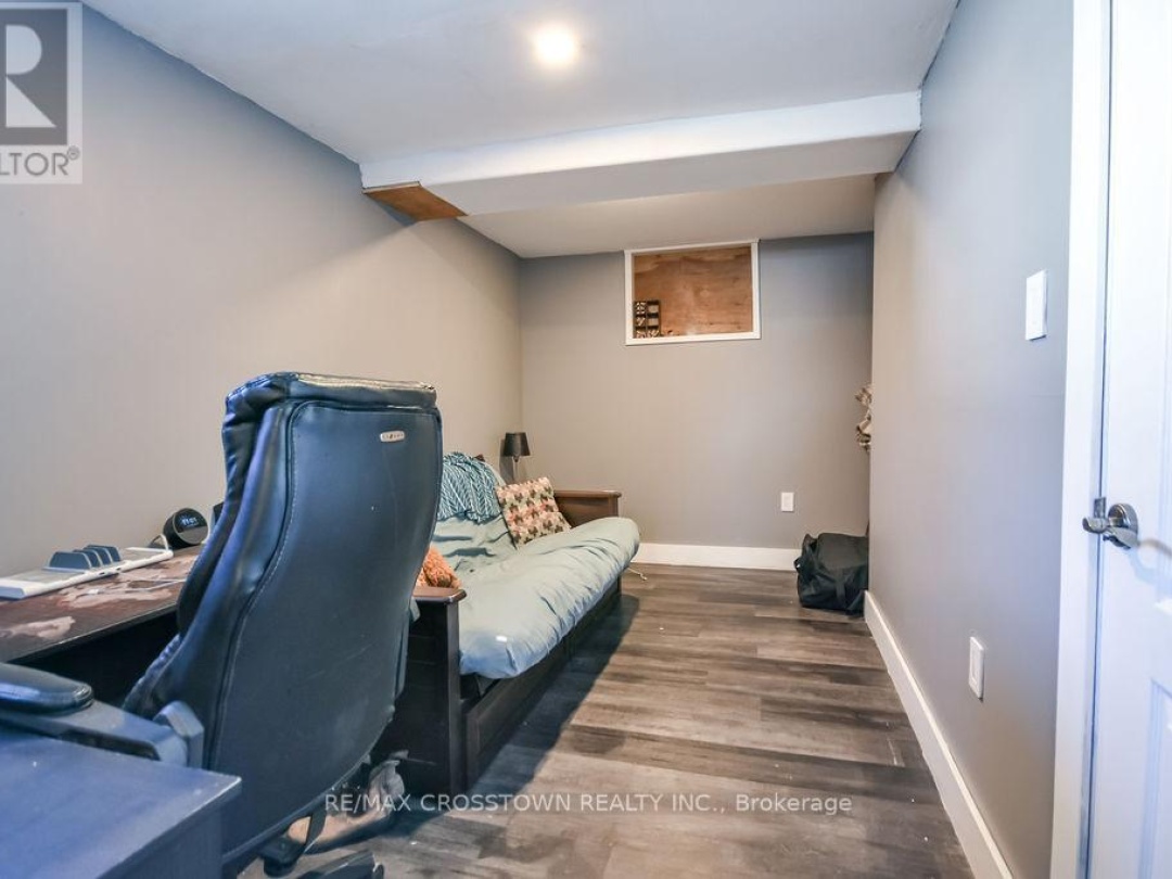 461 BARNES AVENUE, Tay (Port McNicoll)