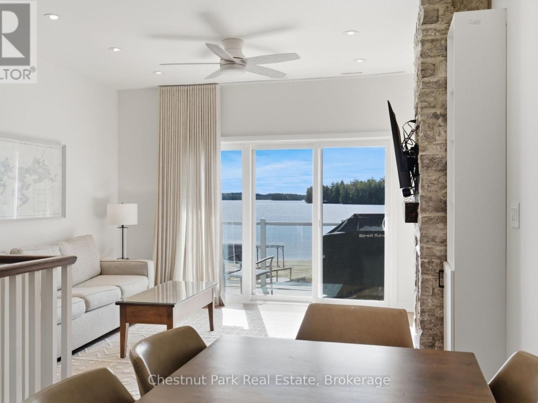 BHV A202 - 1869 MUSKOKA RD 118 HIGHWAY W, Lake Muskoka