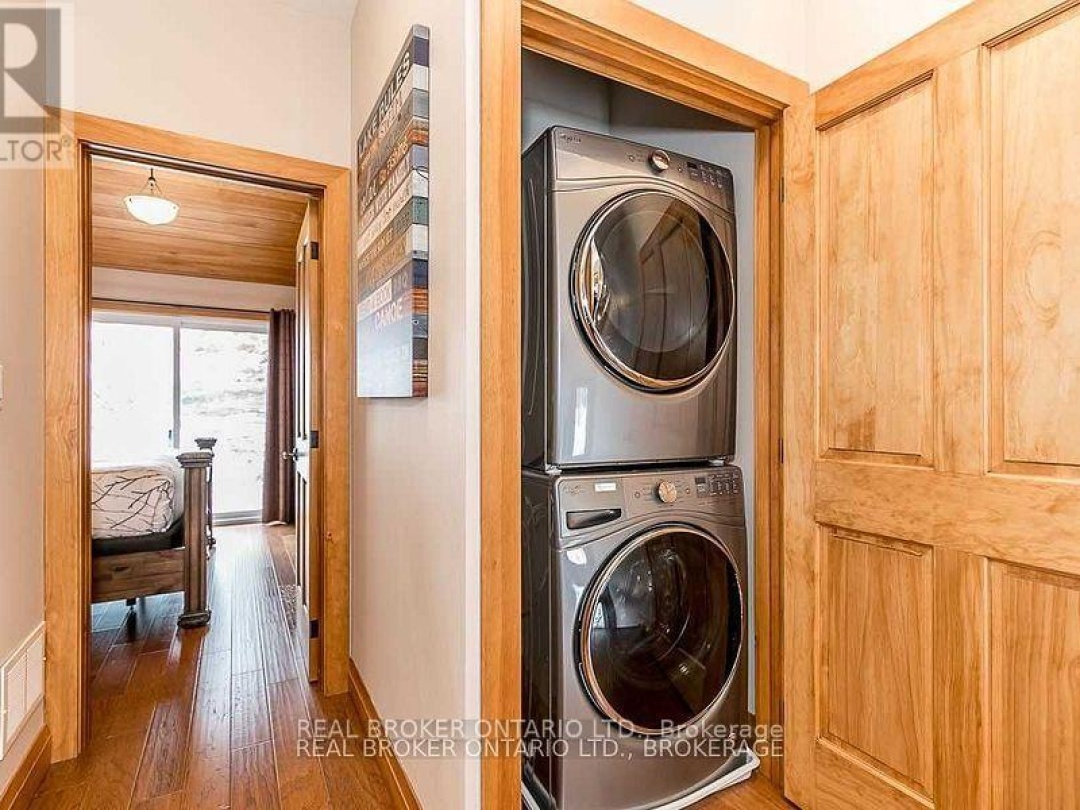 2B 1841 Muskoka Road 118 Road W, 
