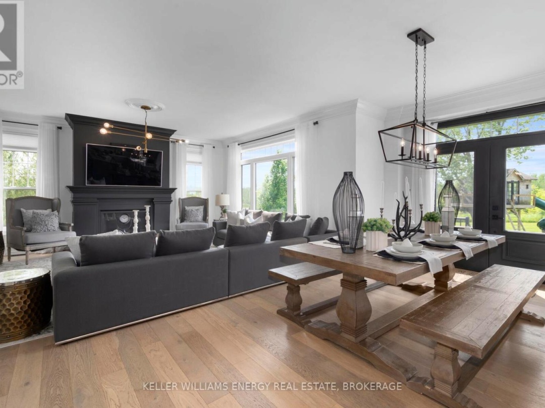 423 FINGERBOARD ROAD, Kawartha Lakes (Mariposa)