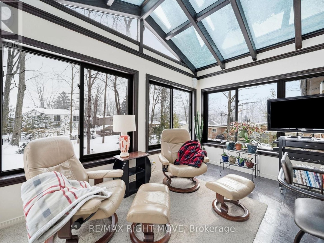 220 BELMORAL DRIVE, Orillia