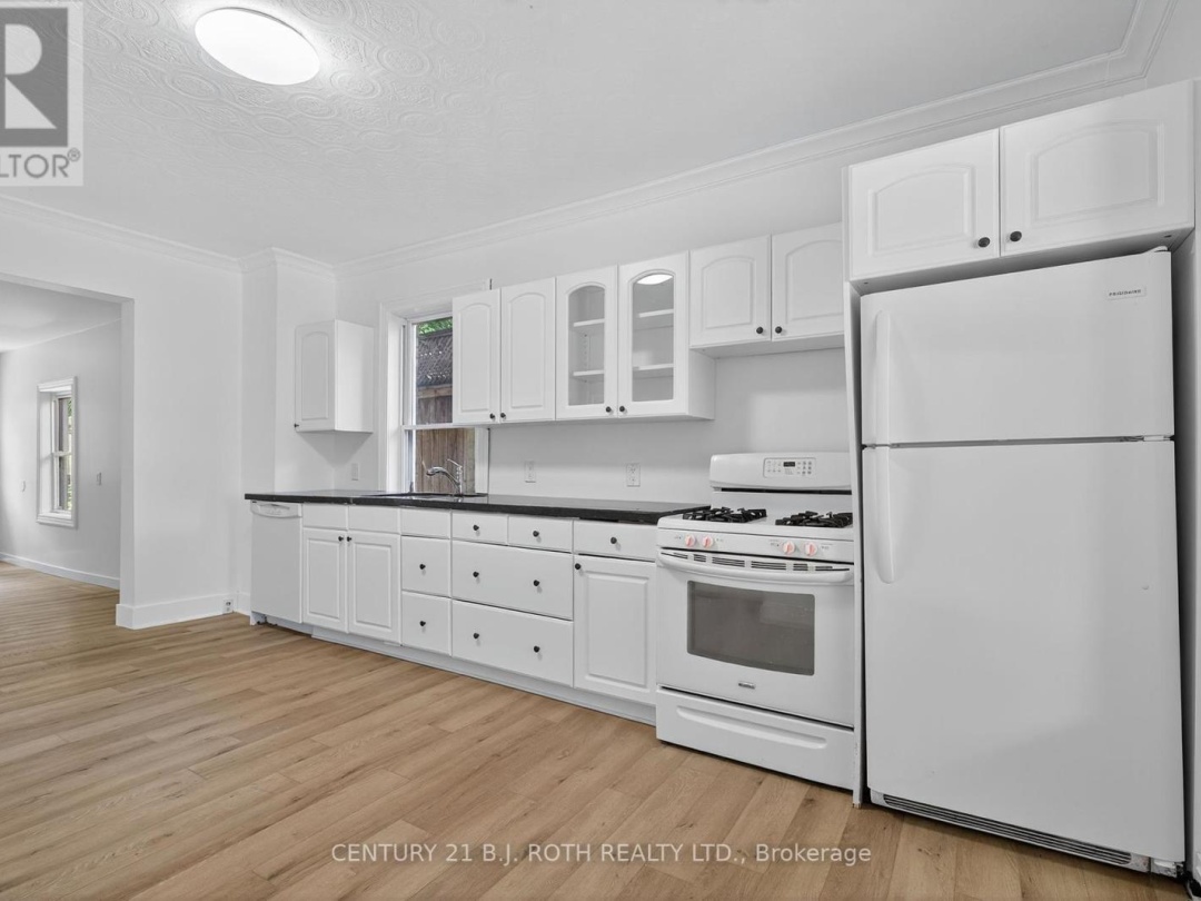 153 LACLIE STREET, 