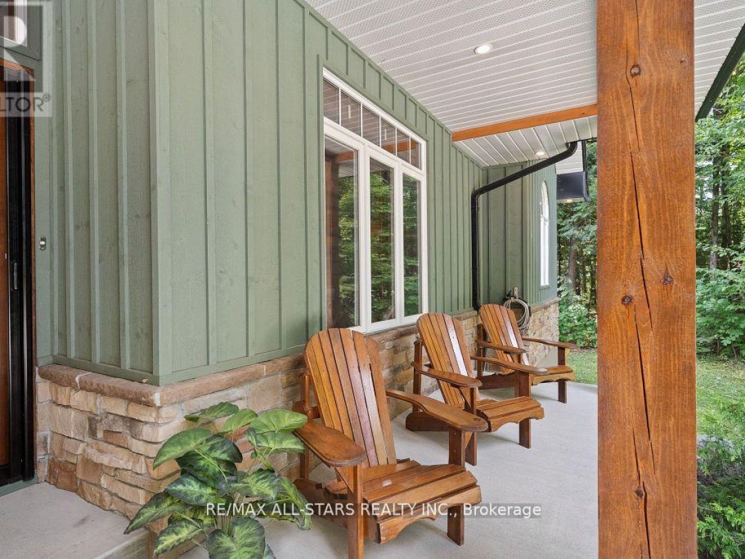 8 HARMONIOUS DRIVE, Burnt River