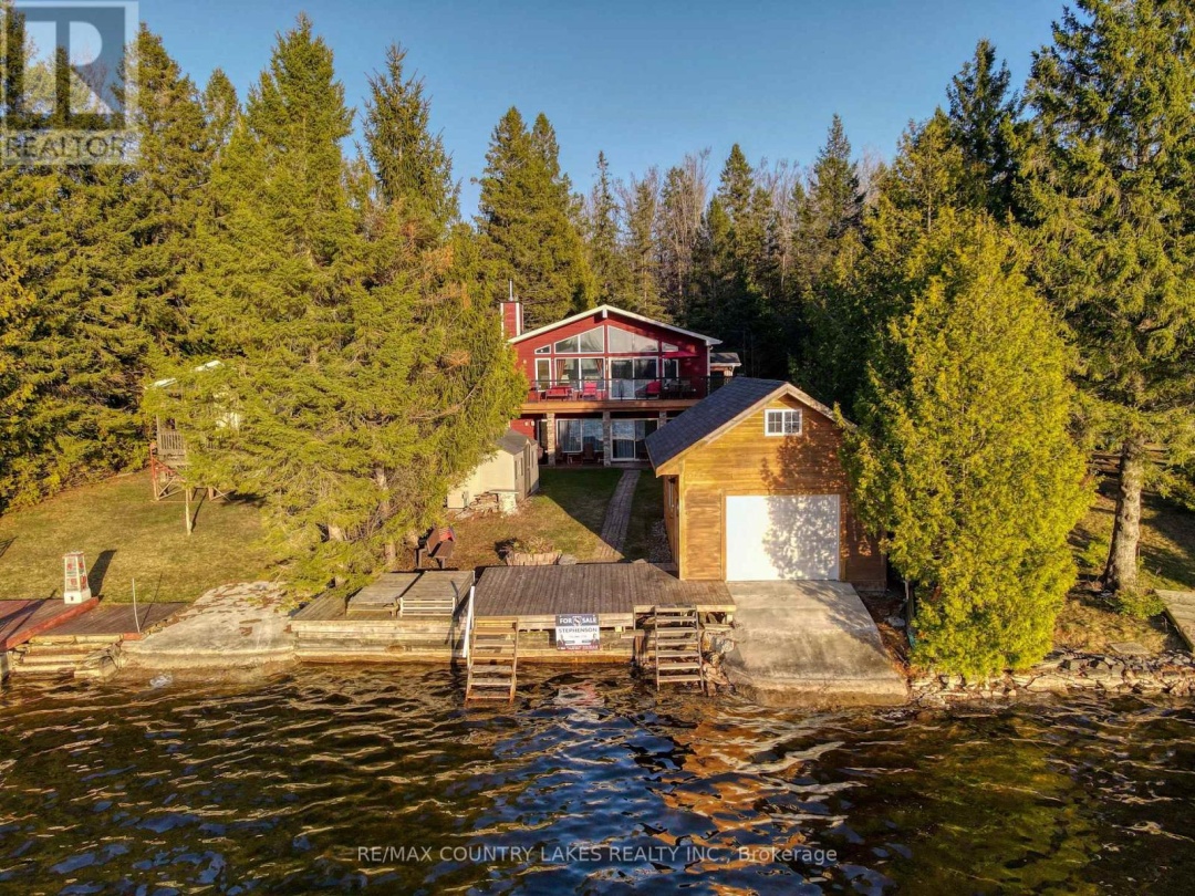 87 PARADISE ROAD, Canal Lake