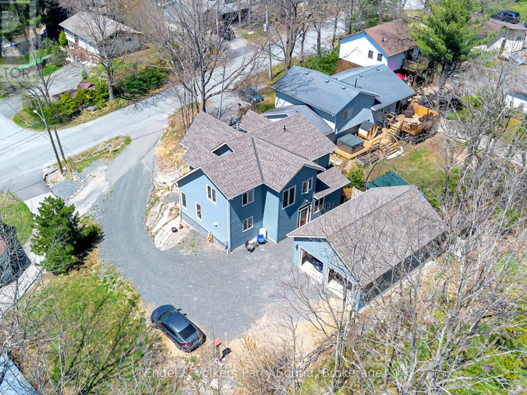 29 QUEEN STREET, Parry Sound