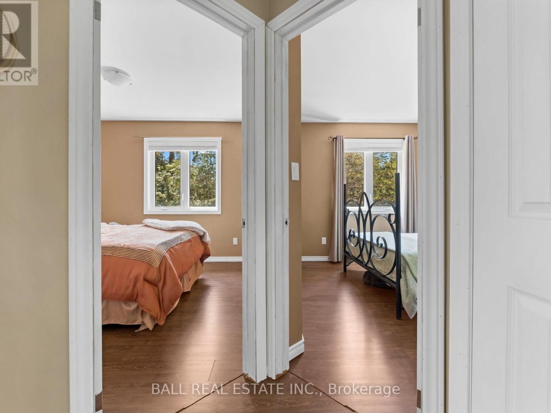 479 EAST CLEAR BAY ROAD, Crystal Lake