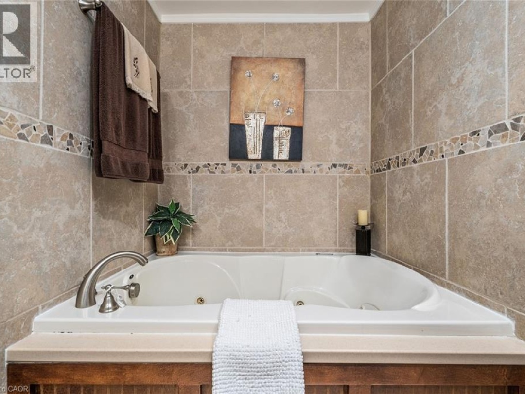 131 GRANDVIEW HILLTOP Drive Unit# 1, Huntsville