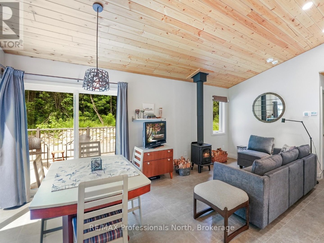 1462 MINNICOCK LAKE ROAD, 