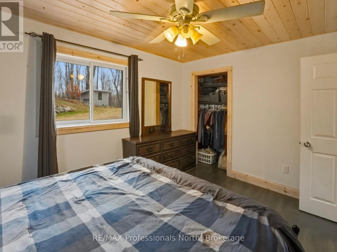 1310 ALEXANDER ROAD, Minden Hills (Minden)