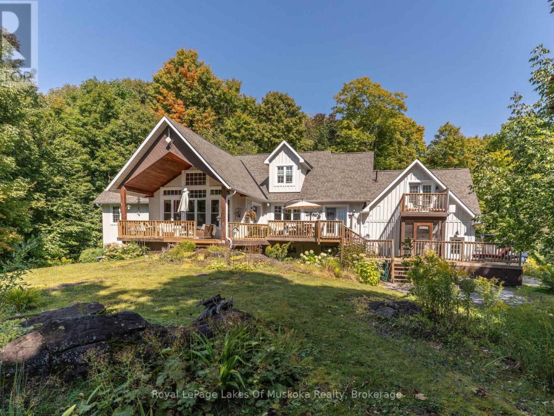 1080 WALKERS GLENN CRESCENT, Lake of Bays (Sinclair)