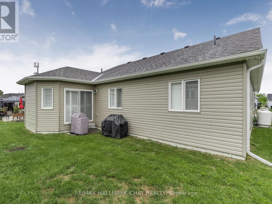 17 SOPHIE LANE S, Ramara (Atherley)
