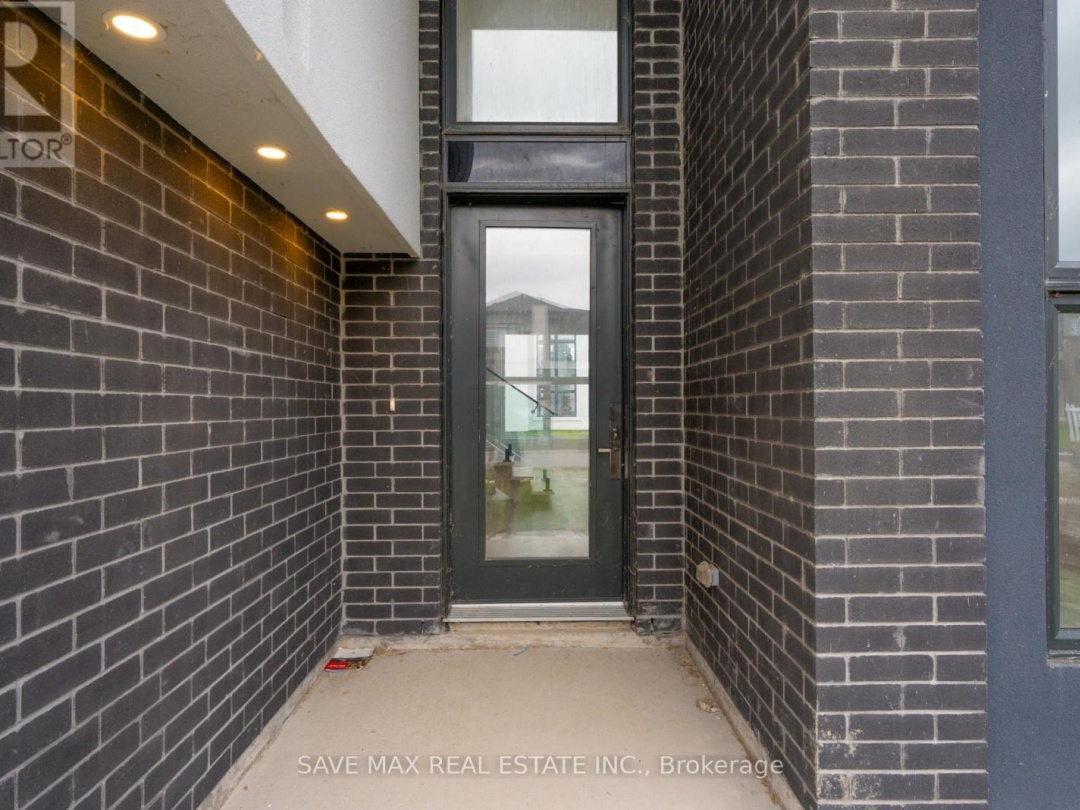 3775 SUNBANK CRESCENT, 