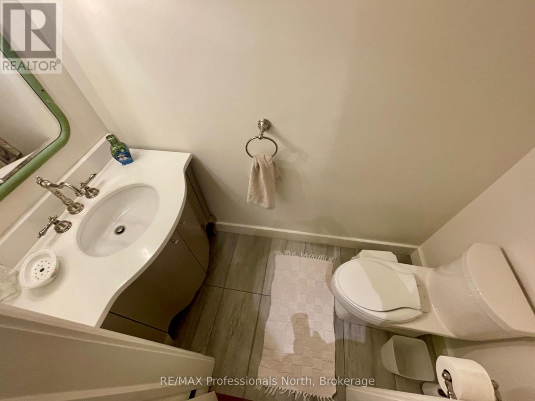 11 TIPPER LANE, 