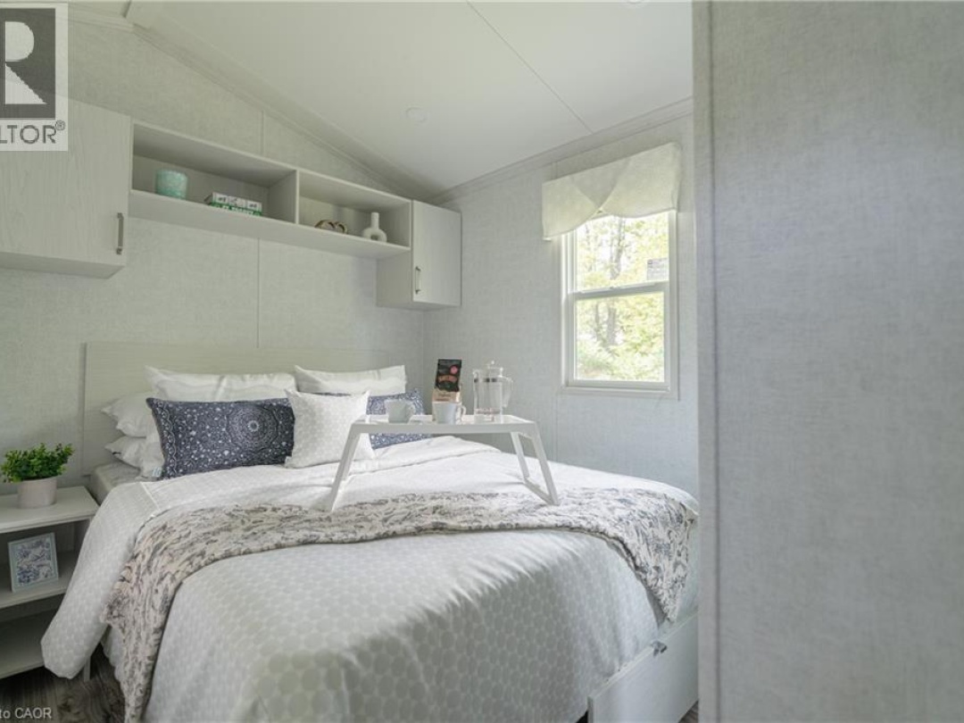 105 BLUE LAKE Road Unit# RL88, Linger Long Lake