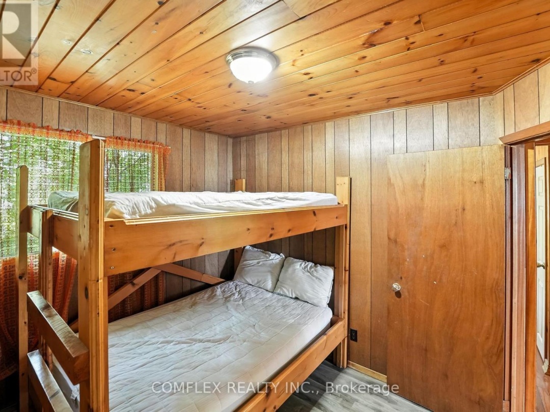 633 GRAND ISLAND, 