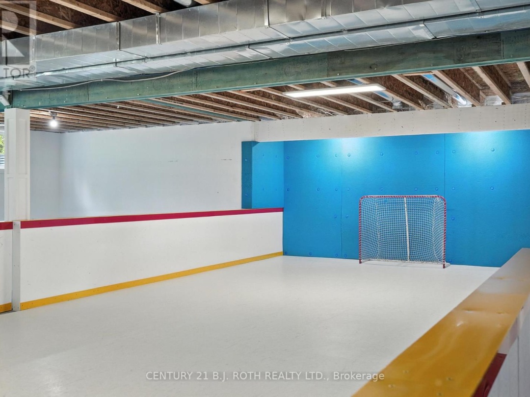 3510 BRENNAN LINE W, 