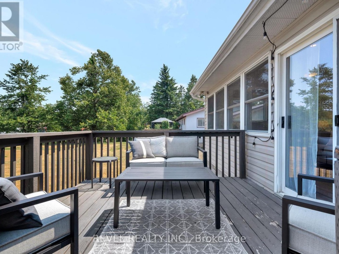 595 HICKORY BEACH ROAD, 