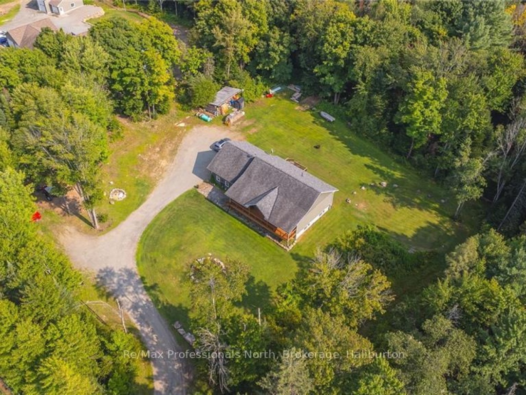 2538 Gelert Road, Minden Hills