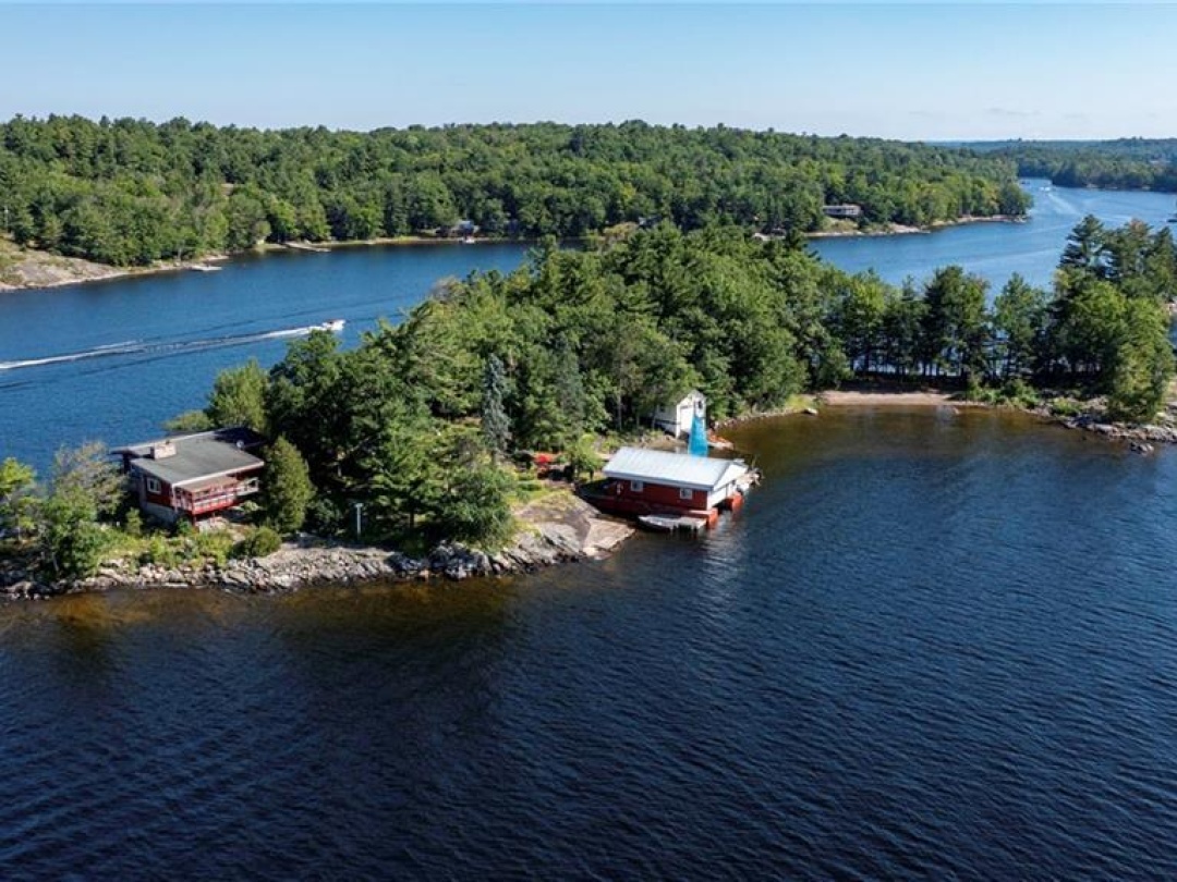 1 B721 Island, Georgian Bay