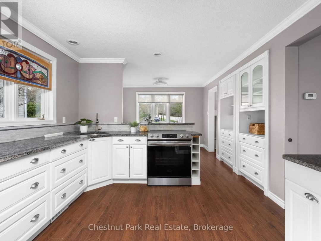 22 GLENWOOD DRIVE, Huntsville (Chaffey)