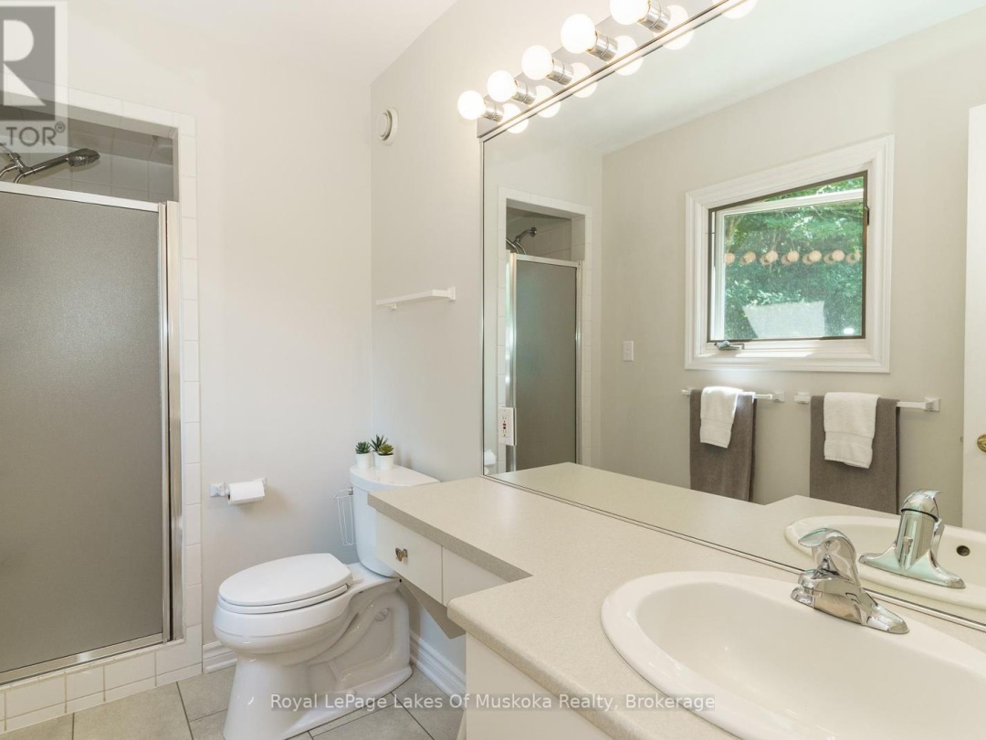 1020 AMELIA CRESCENT, Gravenhurst (Morrison)